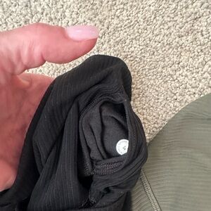 Lot of 2 Lululemon Ribbed Align Leggings Size 4